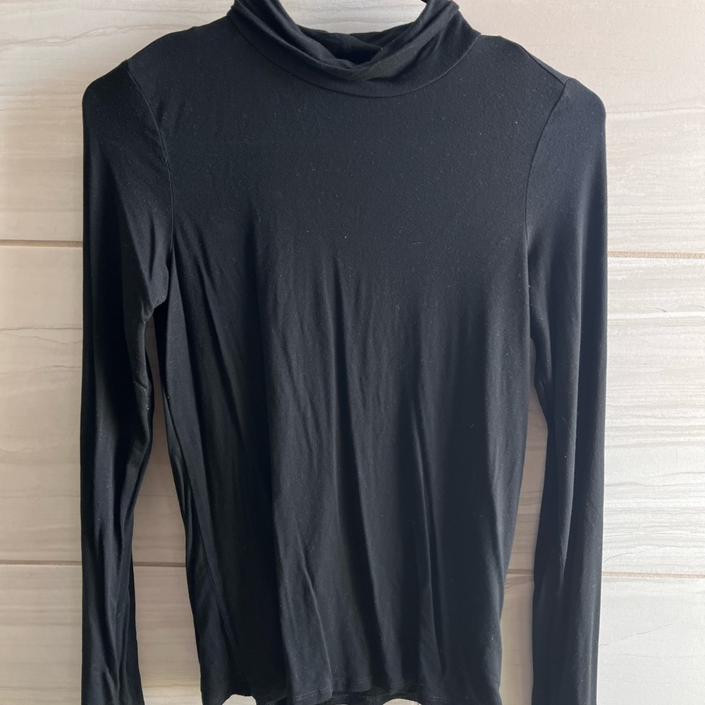 thin black turtleneck